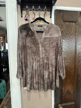 Cocoon Taupe Swirl Pintuck Button-Front Peasant Blouse